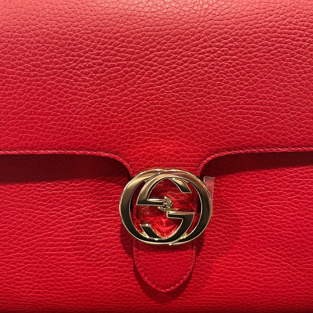 Never Used - Gucci Medium Dollar Interlocking G S… - image 4